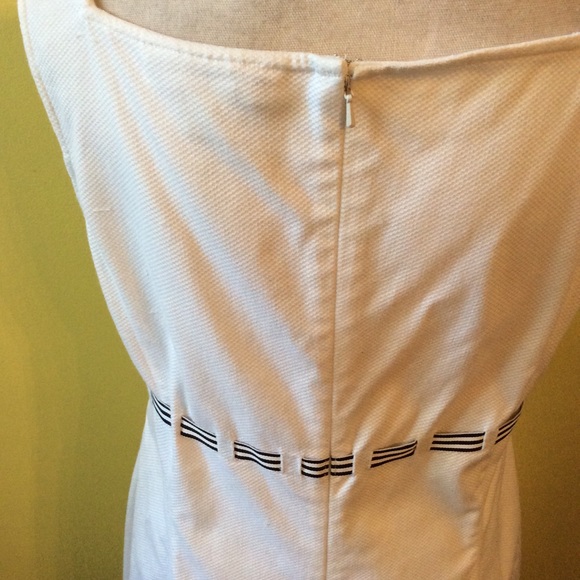 Noviello-Bloom White Sleeveless Empire Dress Sz 12 - Picture 6 of 14